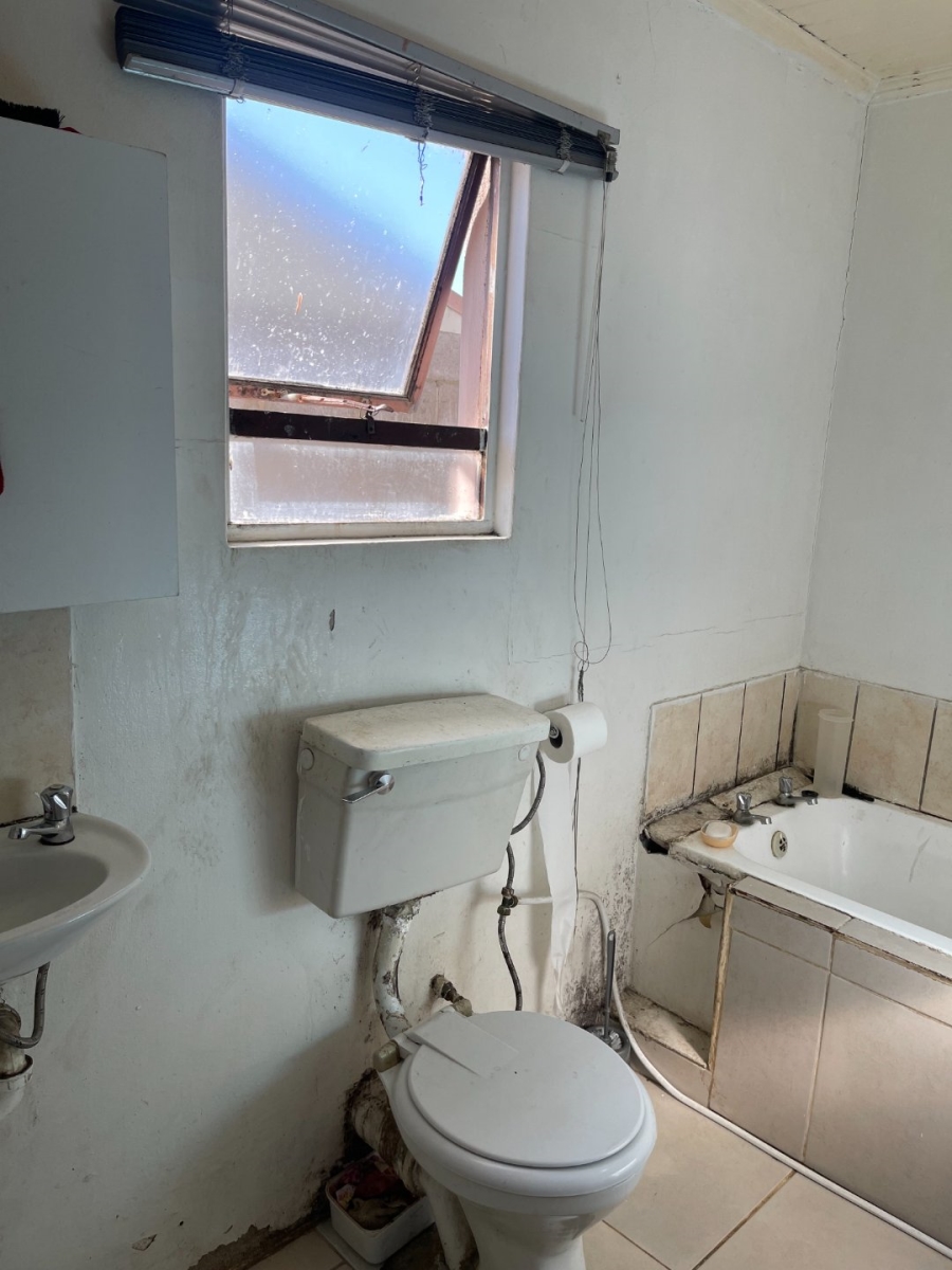 2 Bedroom Property for Sale in Sherwood Western Cape